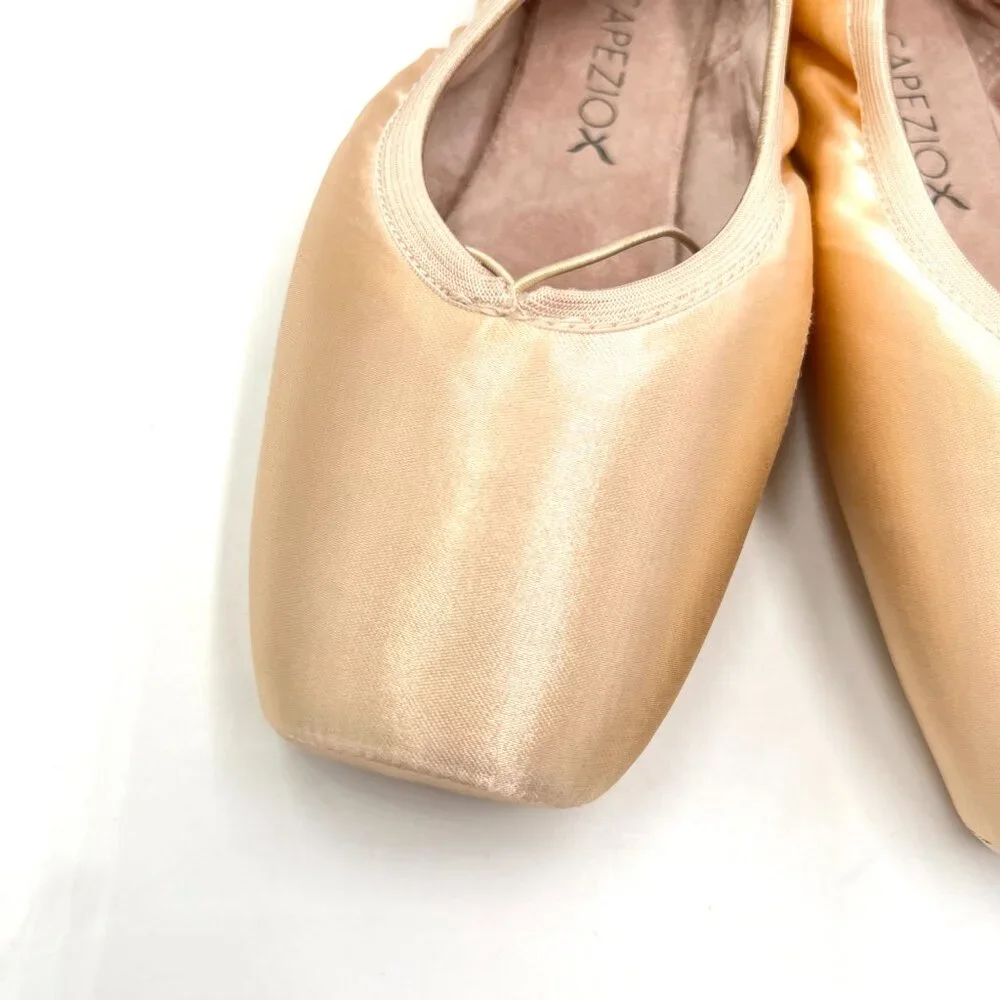 Capezio Womens Size 11.5 Donatella 1138W #2 Petal Pink Pointe Ballet Dance Shoes